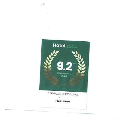 Five House 16